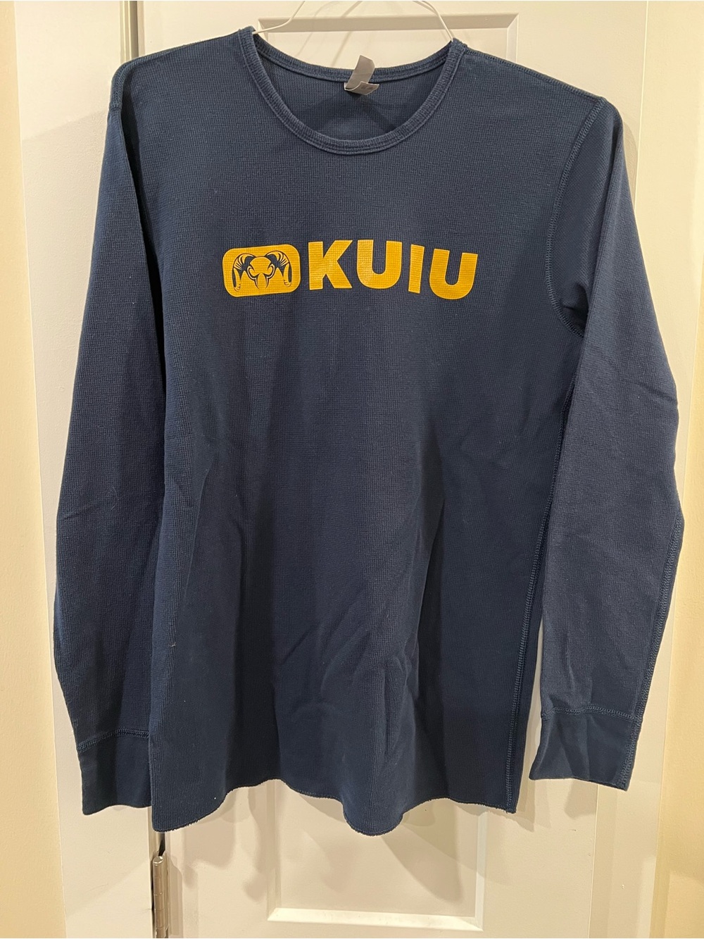 Kuiu long sleeve shirt. Size L.